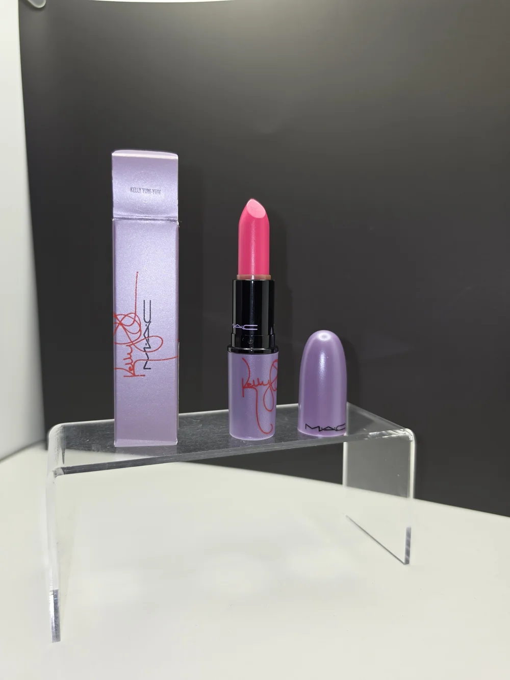 LIMITED EDITION MAC × OSBOURNE COLLECTION LIPSTICK- 